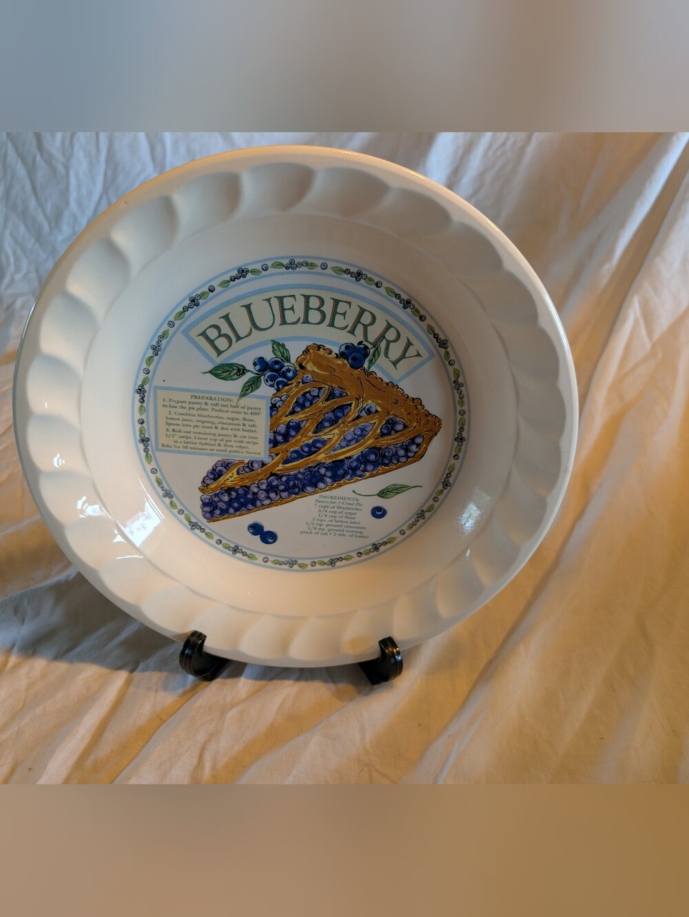 2/60$ Vintage White Ceramic Blueberry Pie dish with recipes